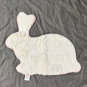 Threshold Bunny Bath Mat, Size: 20x24, NWT